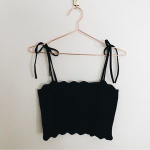 🍂3 for $25🍂 Zara Black Scallop Trim Crop Top